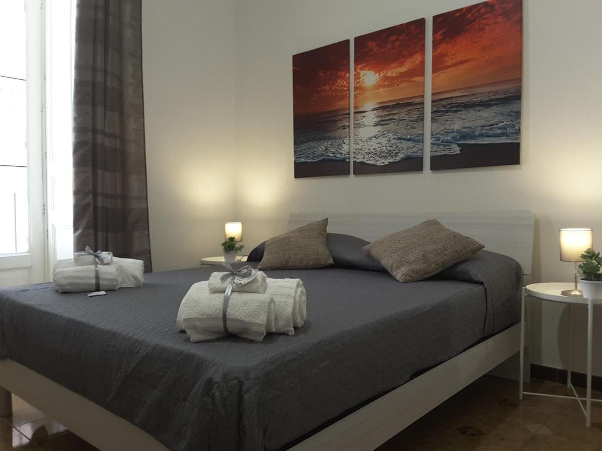 Il Centro Storico Apartment คาตาเนีย ภายนอก รูปภาพ